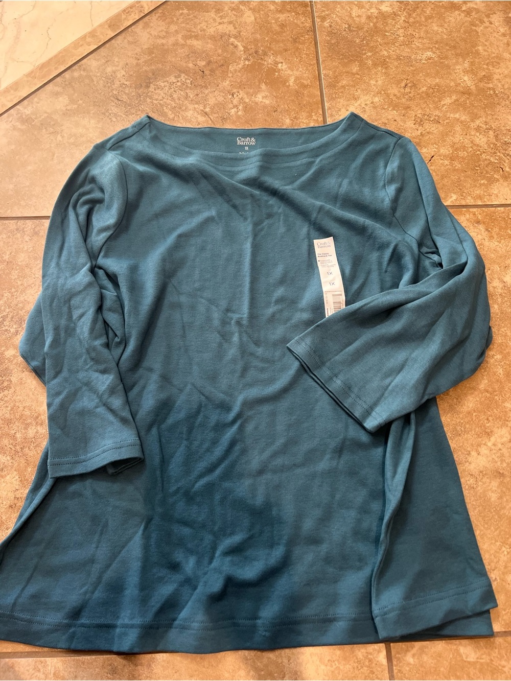 Comfortable Women's Boatneck 3/4 Sleeve Top in Teal